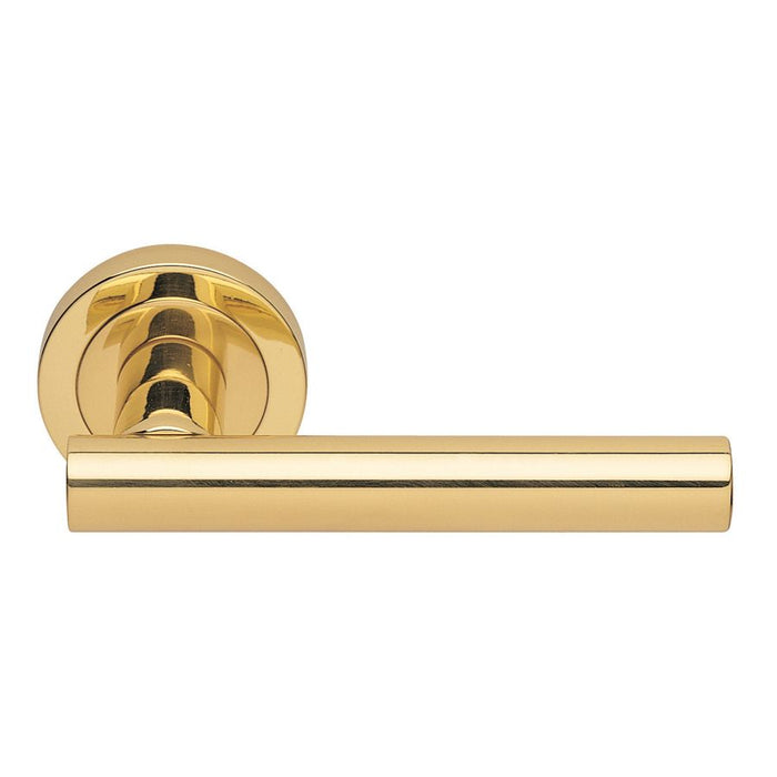 Carlisle Brass Calla Lever on Round Rose