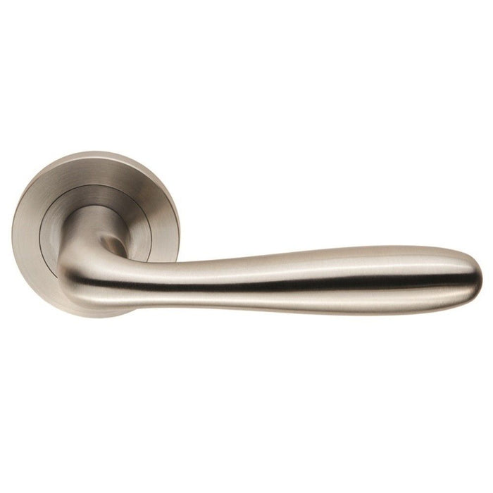 Carlisle Brass Steelworx Peninsula Lever on Round Rose