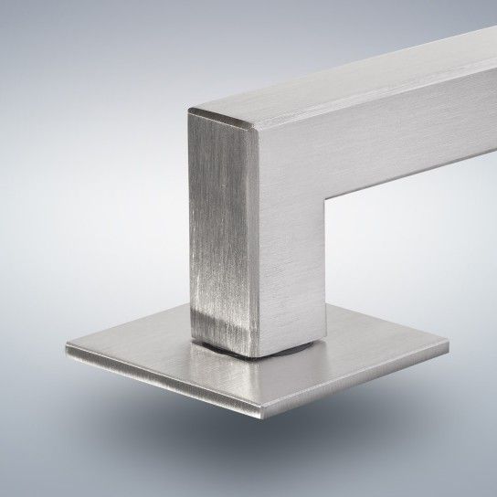 JNF 'Less Is More' Square Rose Q03M