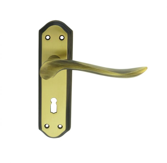 Carlisle Brass DL451 LYTHAM Lever on Latch Backplate