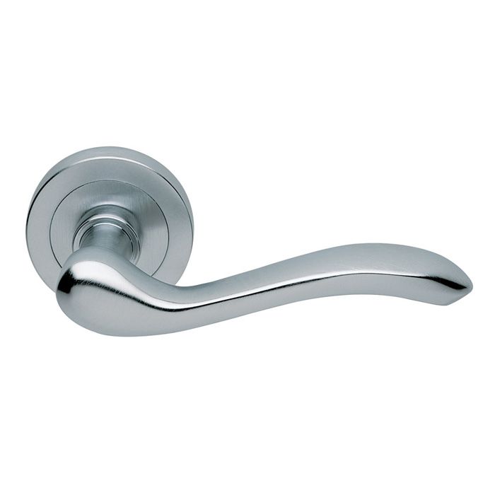Carlisle Brass Apollo Lever on Round Rose