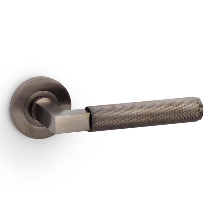 Eurospec Alexander & Wilks Knurled Hurricane Lever on Round Rose AW200