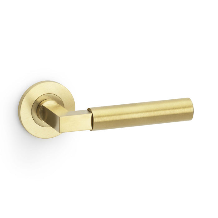 Eurospec Alexander & Wilks Plain Hurricane Lever on Round Rose AW201