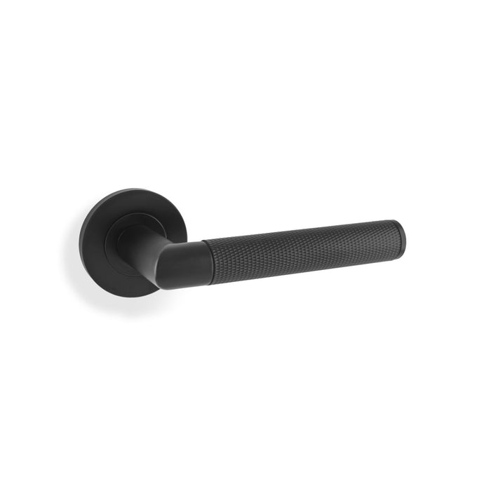 Eurospec Alexander & Wilks Knurled Harrier Lever on Round Rose AW210