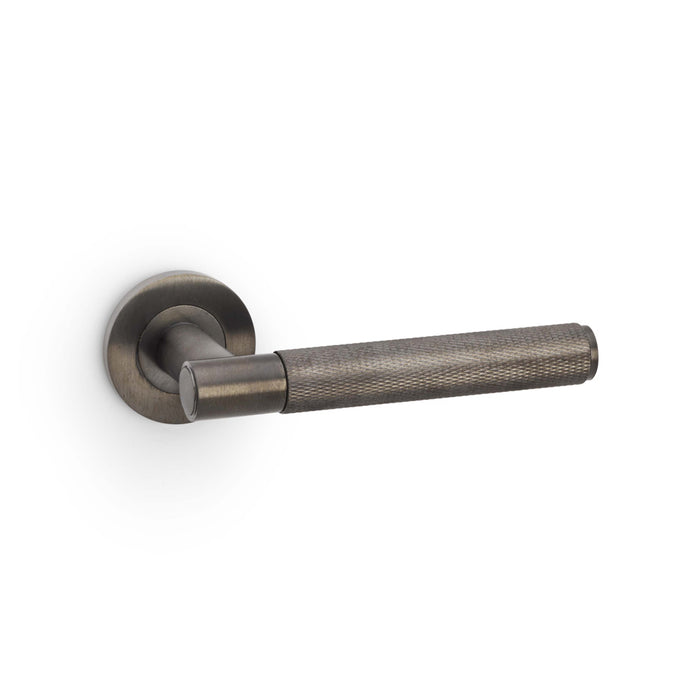 Eurospec Knurled Spitfire Lever on Round Rose AW220