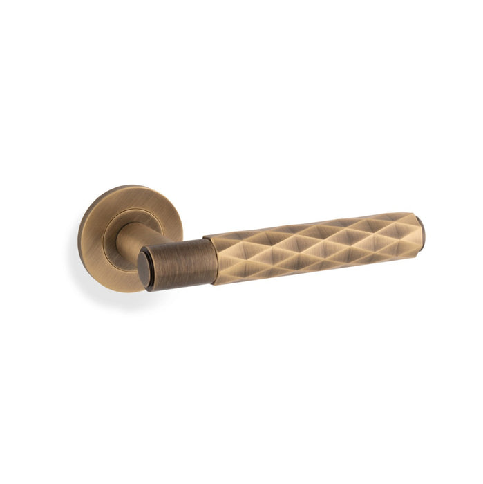 Eurospec Alexander & Wilks Dimond Cut Spitfire Lever on Round Rose AW226