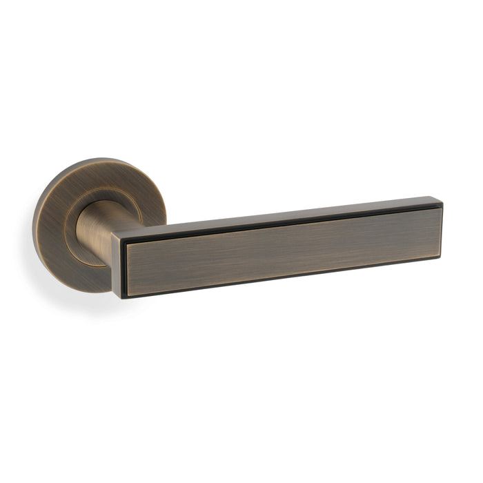 Carlisle Brass Alexander & Wilks Jesper Lever on Rose AW260