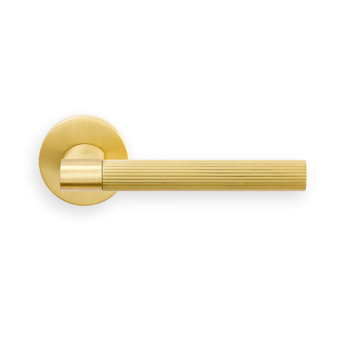 Eurospec Hey Riga Lever Handle on Threaded Rose HR5