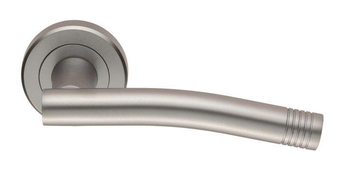Carlisle Brass Serozzetta Carolina Lever on Round Rose Concealed Fix